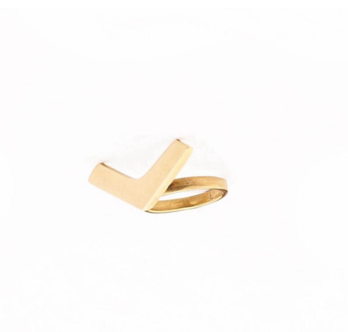 Boomerang Ring