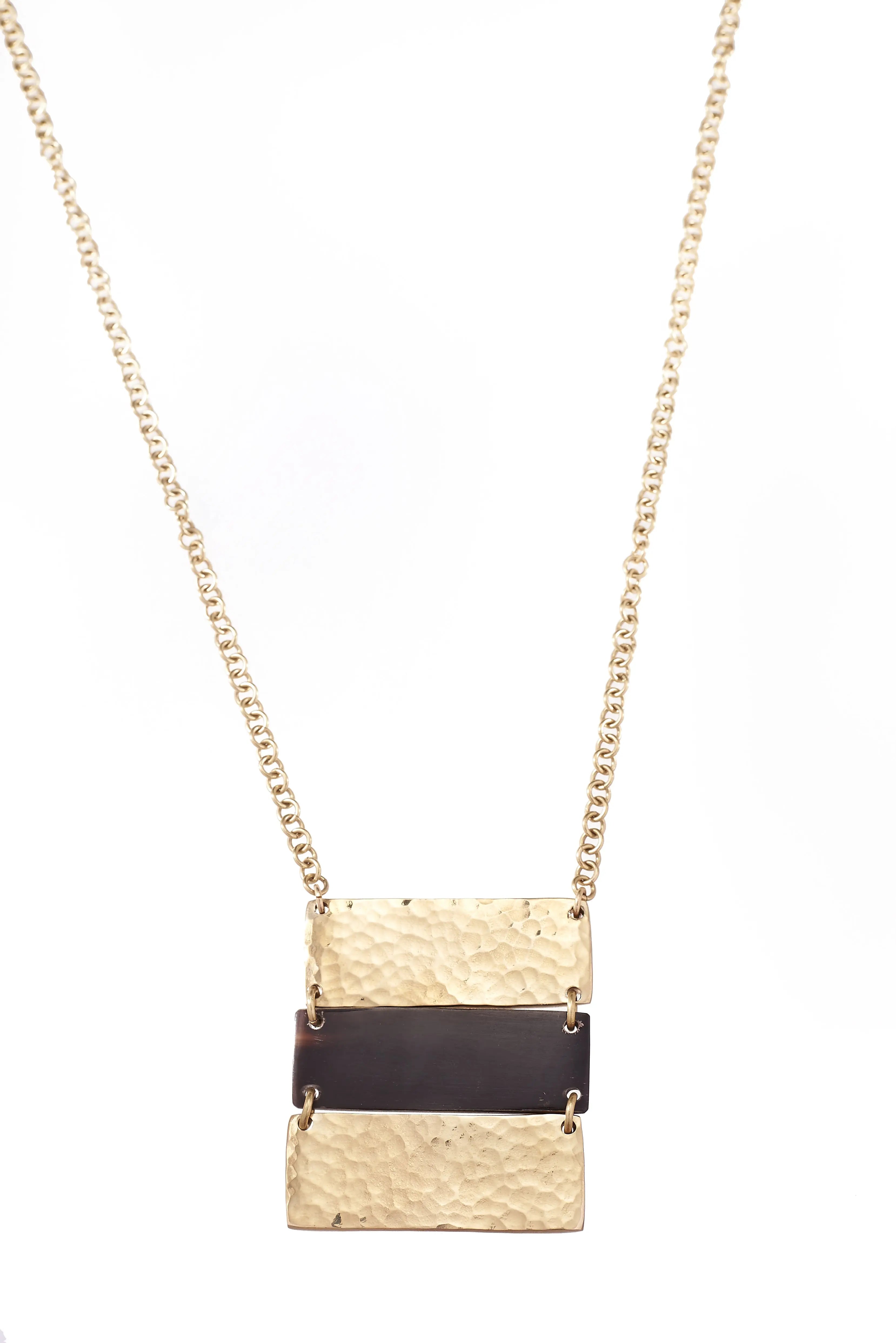 Kipato Unbranded - Triple Bar Necklace (brass, white, black) 