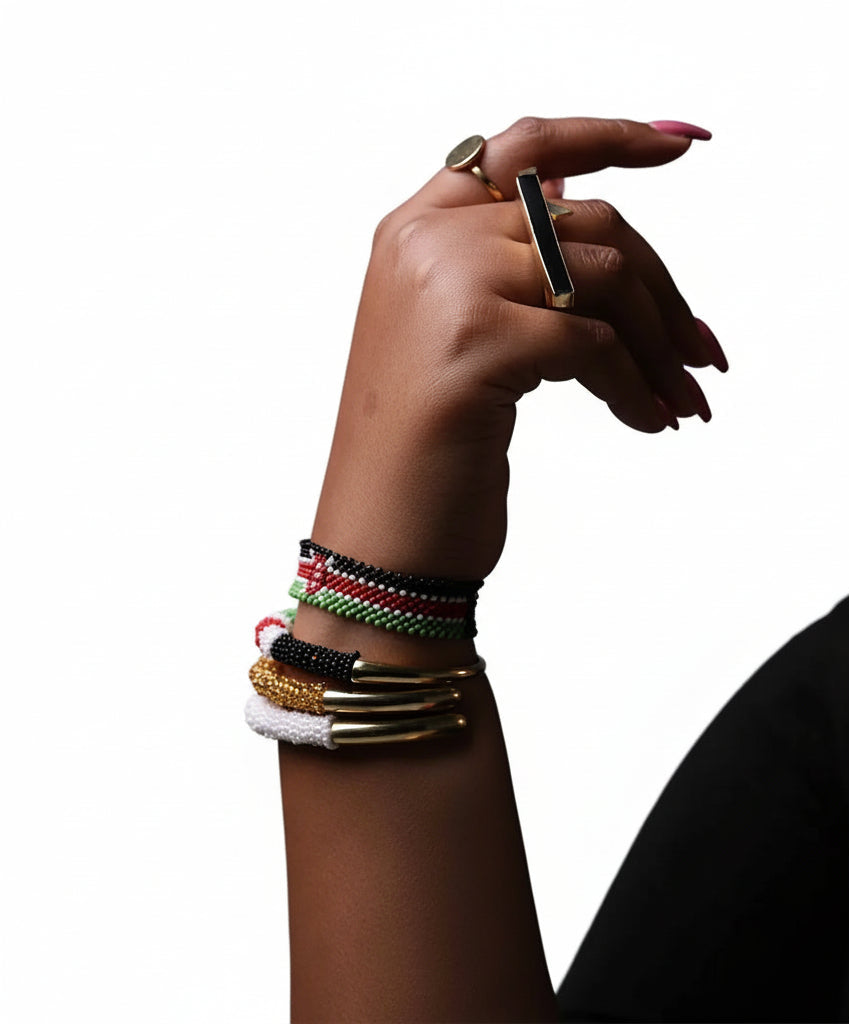 Kipato Unbranded - Twig Ring (white, black, pink, natural) 